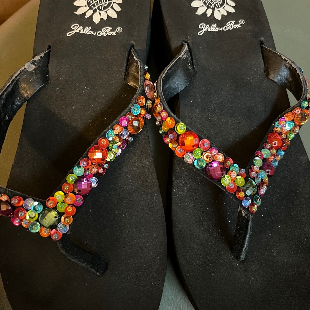 Yellow box sandals
